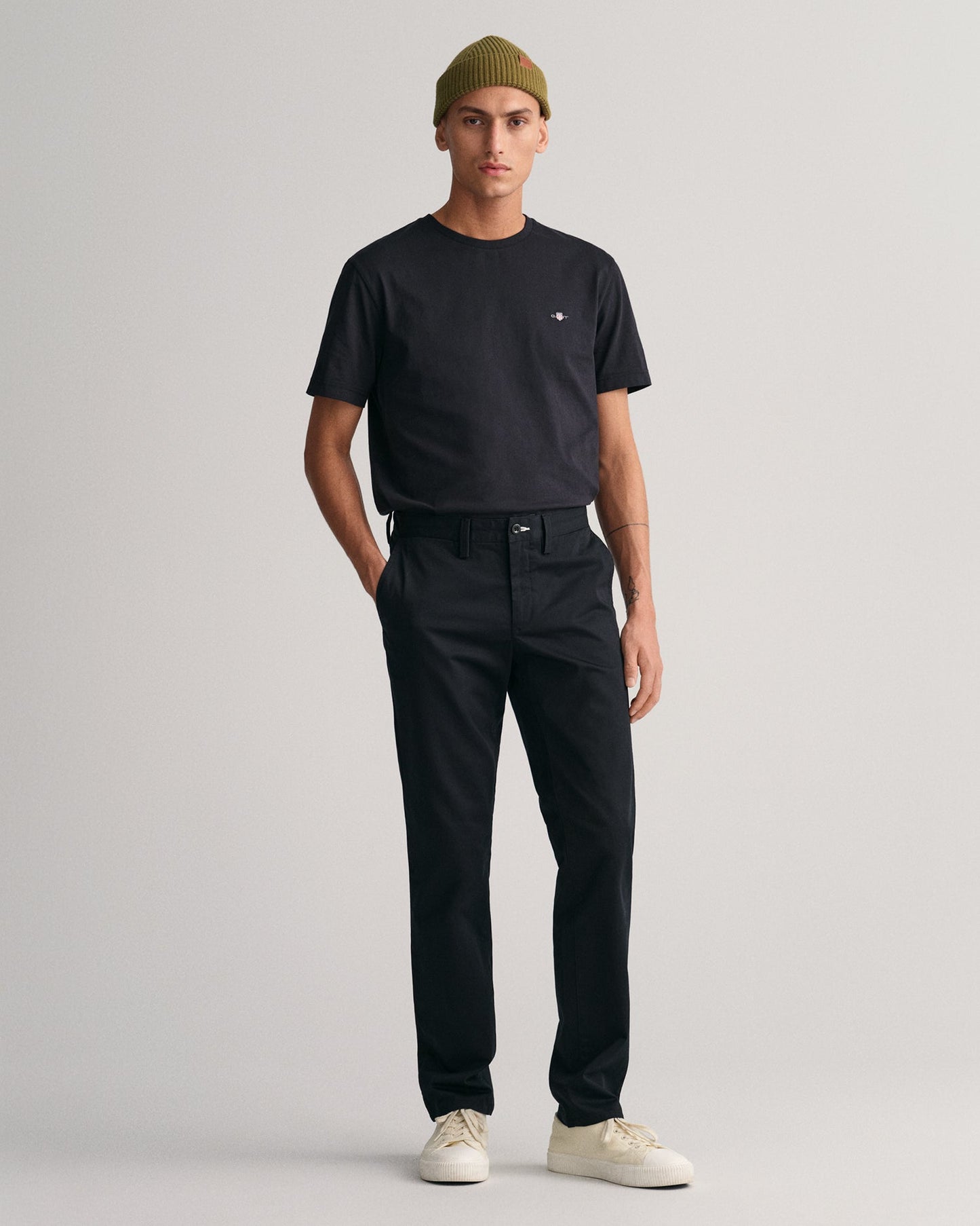 Men's Slim Fit Twill Chinos - BLACK