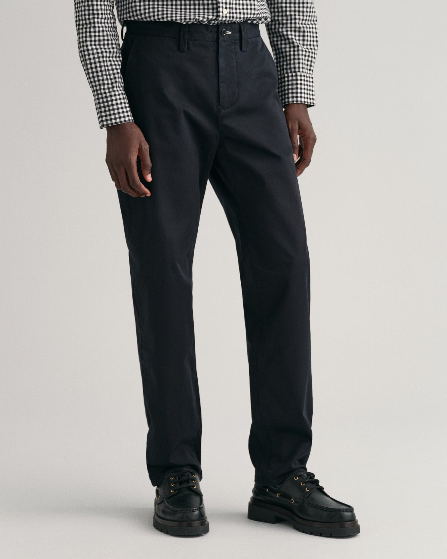 Men's Regular Fit Twill Chinos - BLACK