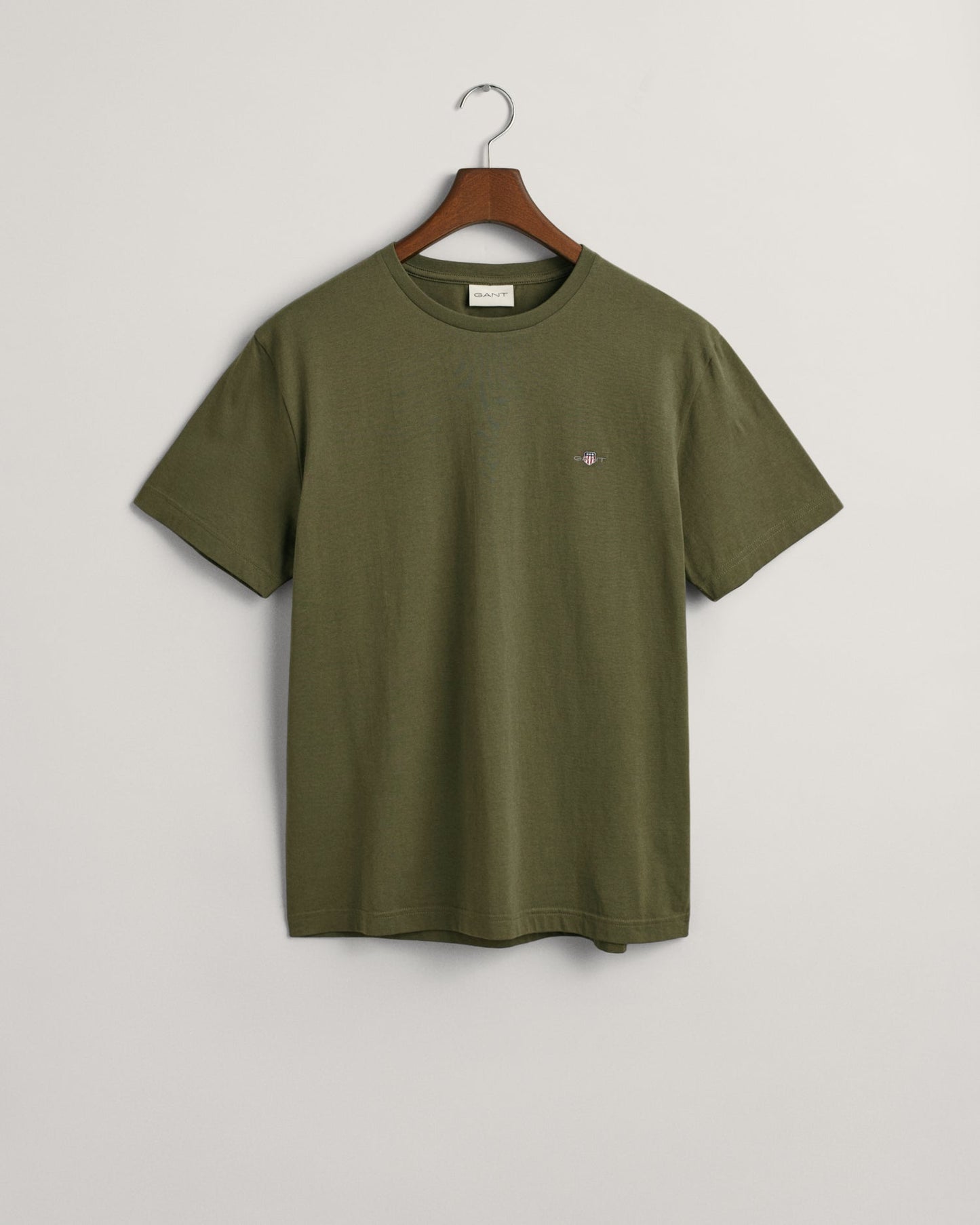 Men's Regular Fit Shield T-Shirt - JUNIPER GREEN