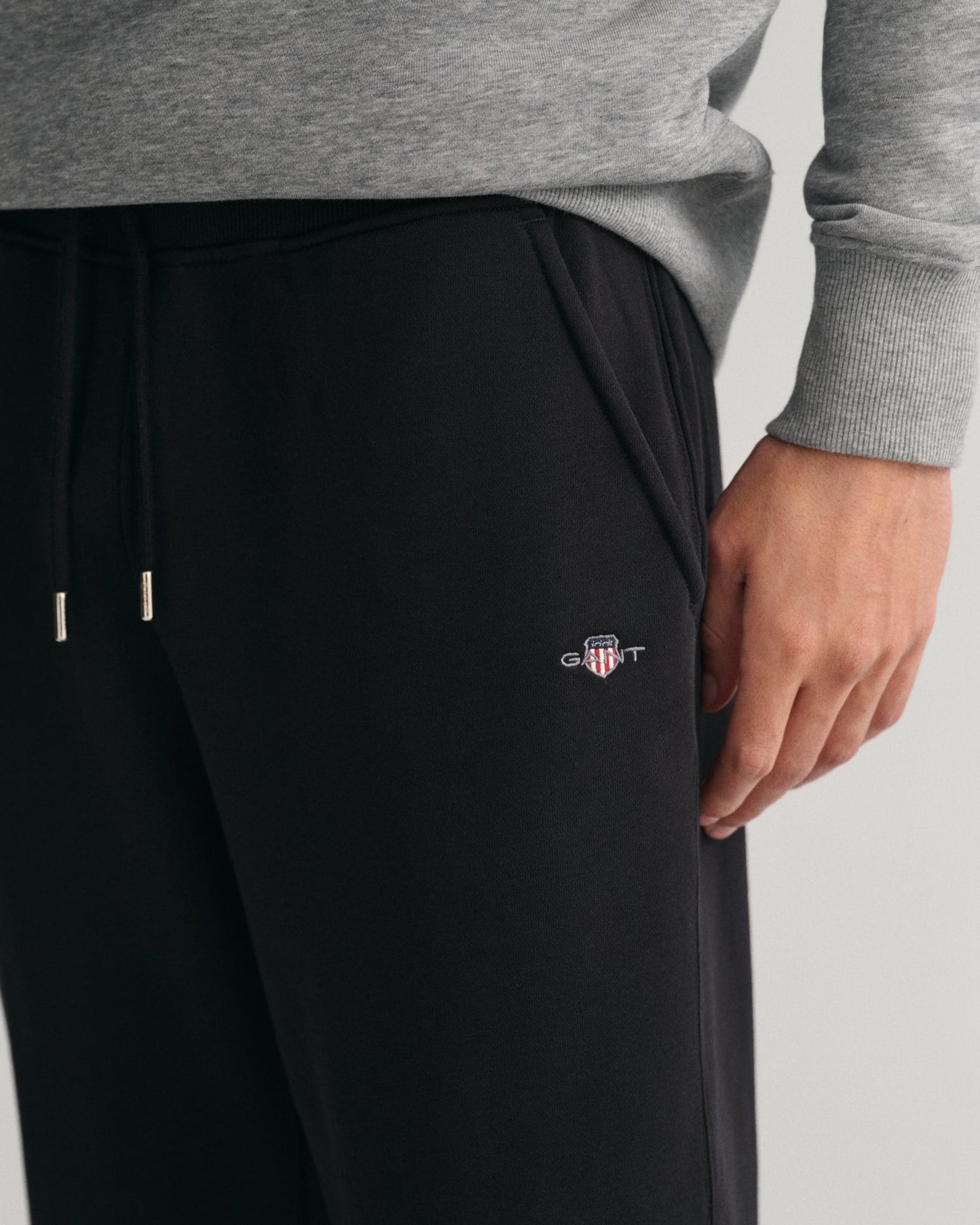 Men's Shield Sweatpants - BLACK