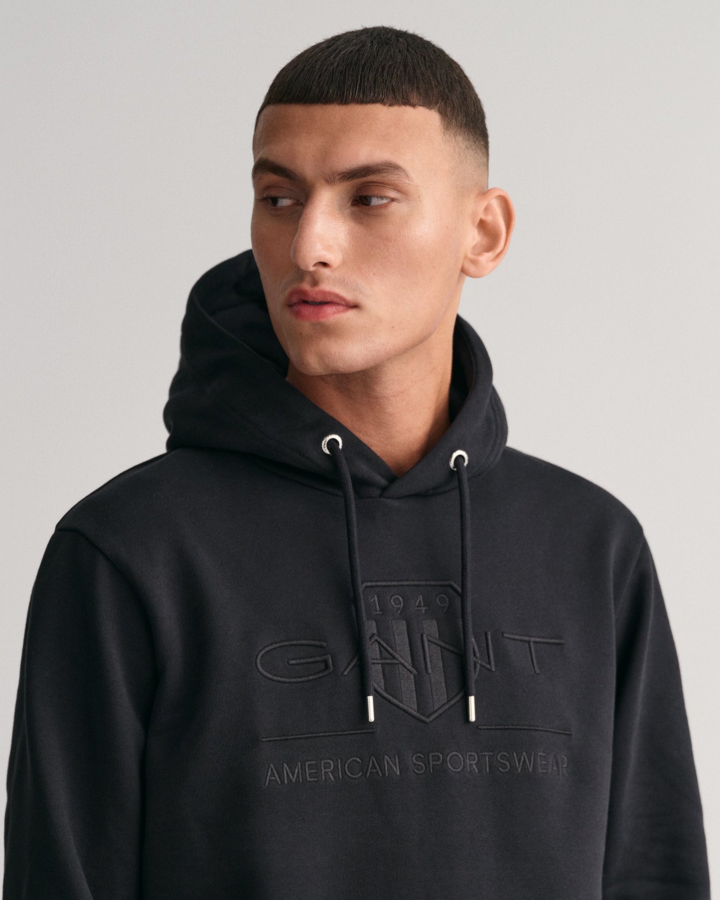 Men's Tonal Shield Hoodie - BLACK