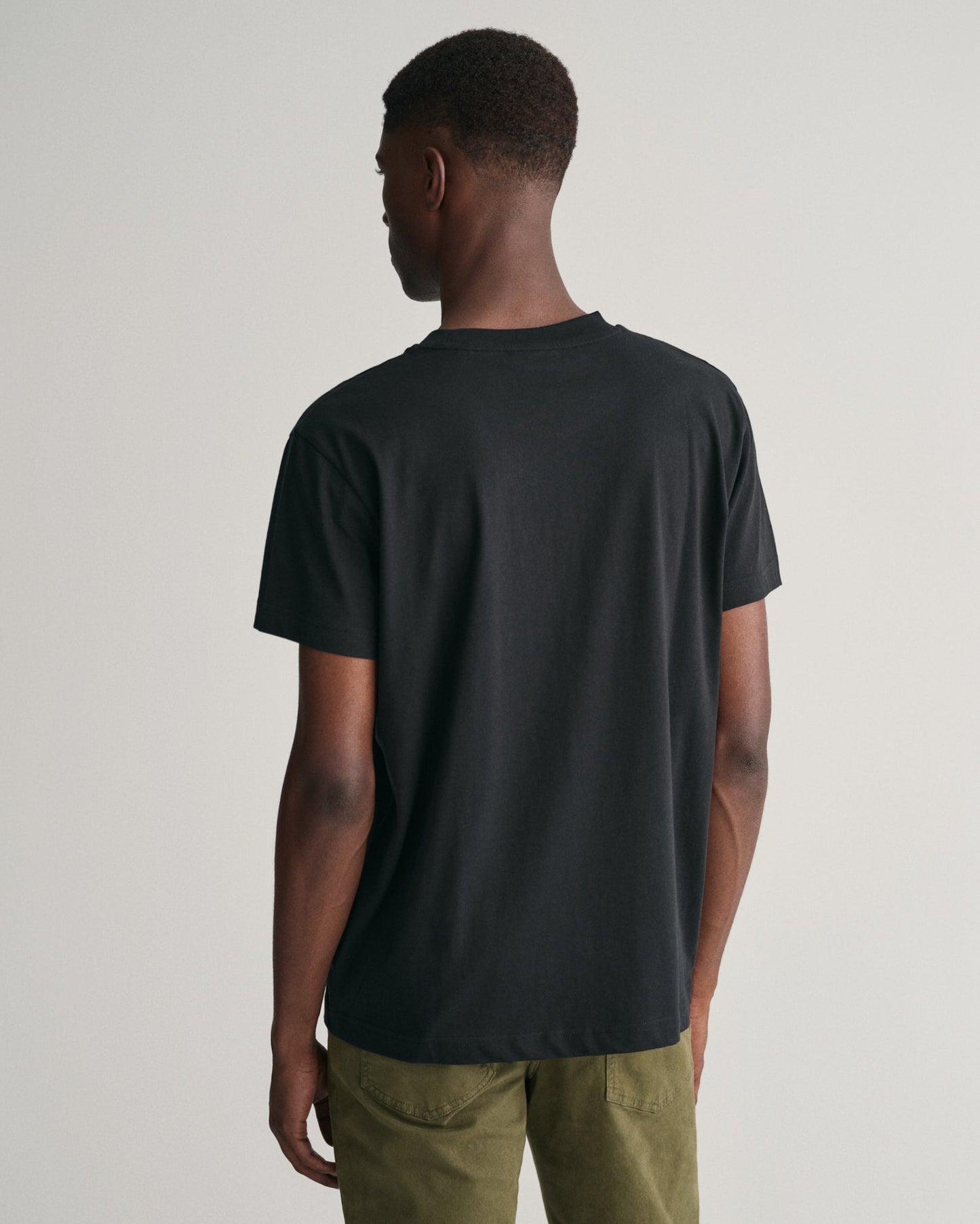 Men's Tonal Shield T-Shirt - BLACK