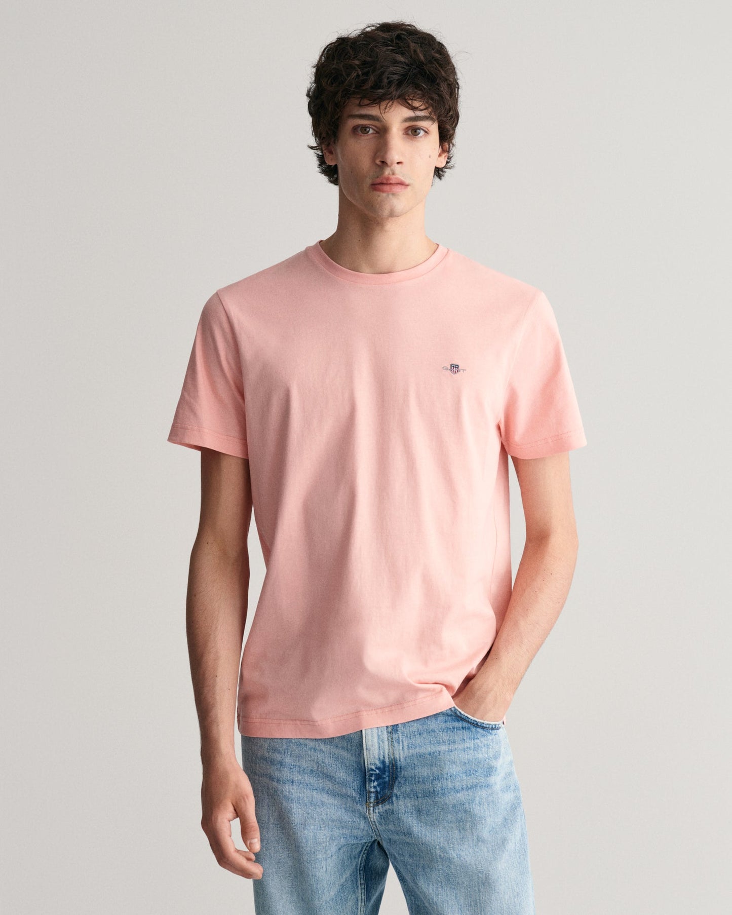 Men's Shield T-Shirt - BUBBELGUM PINK