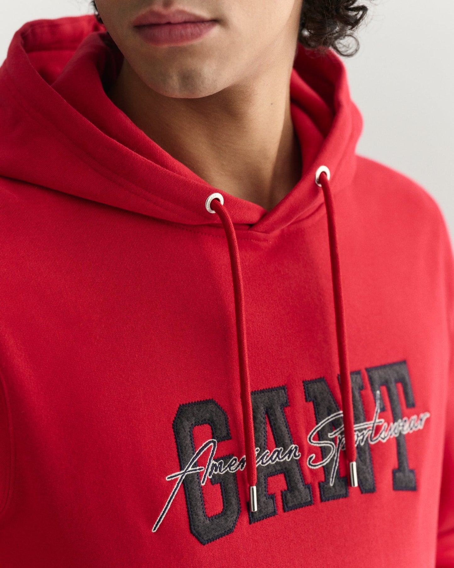 Men's Arch Script Hoodie - RUBY RED