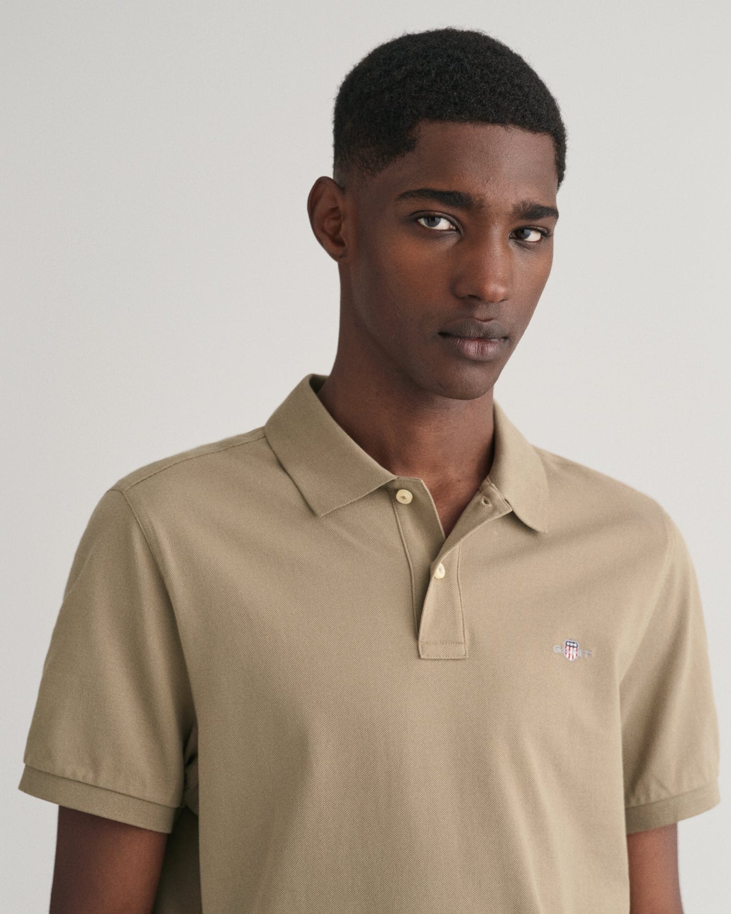 Men's Regular Fit Shield Piqué Polo Shirt - DRIED CLAY