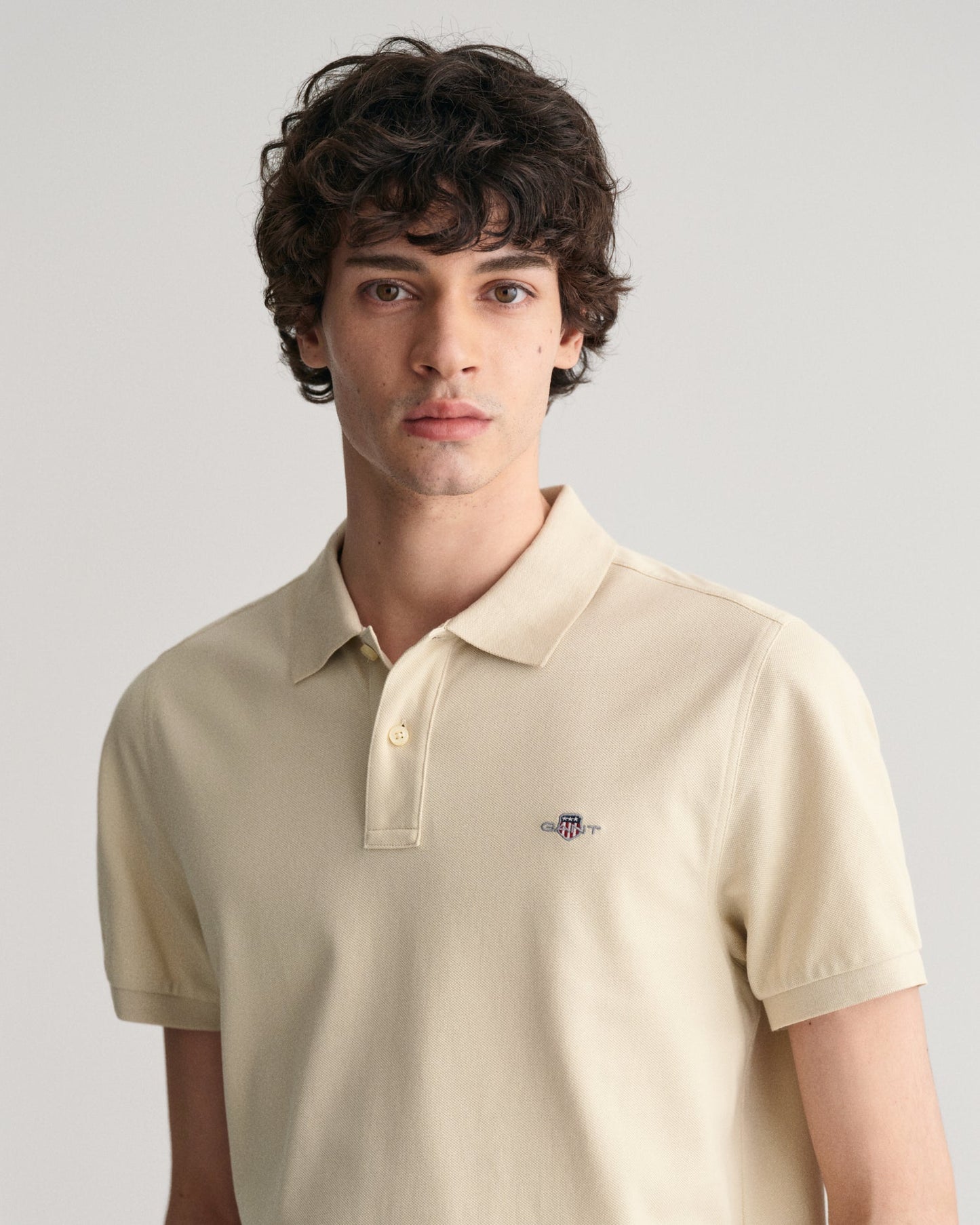 Men's Regular Fit Shield Piqué Polo Shirt - SILKY BEIGE