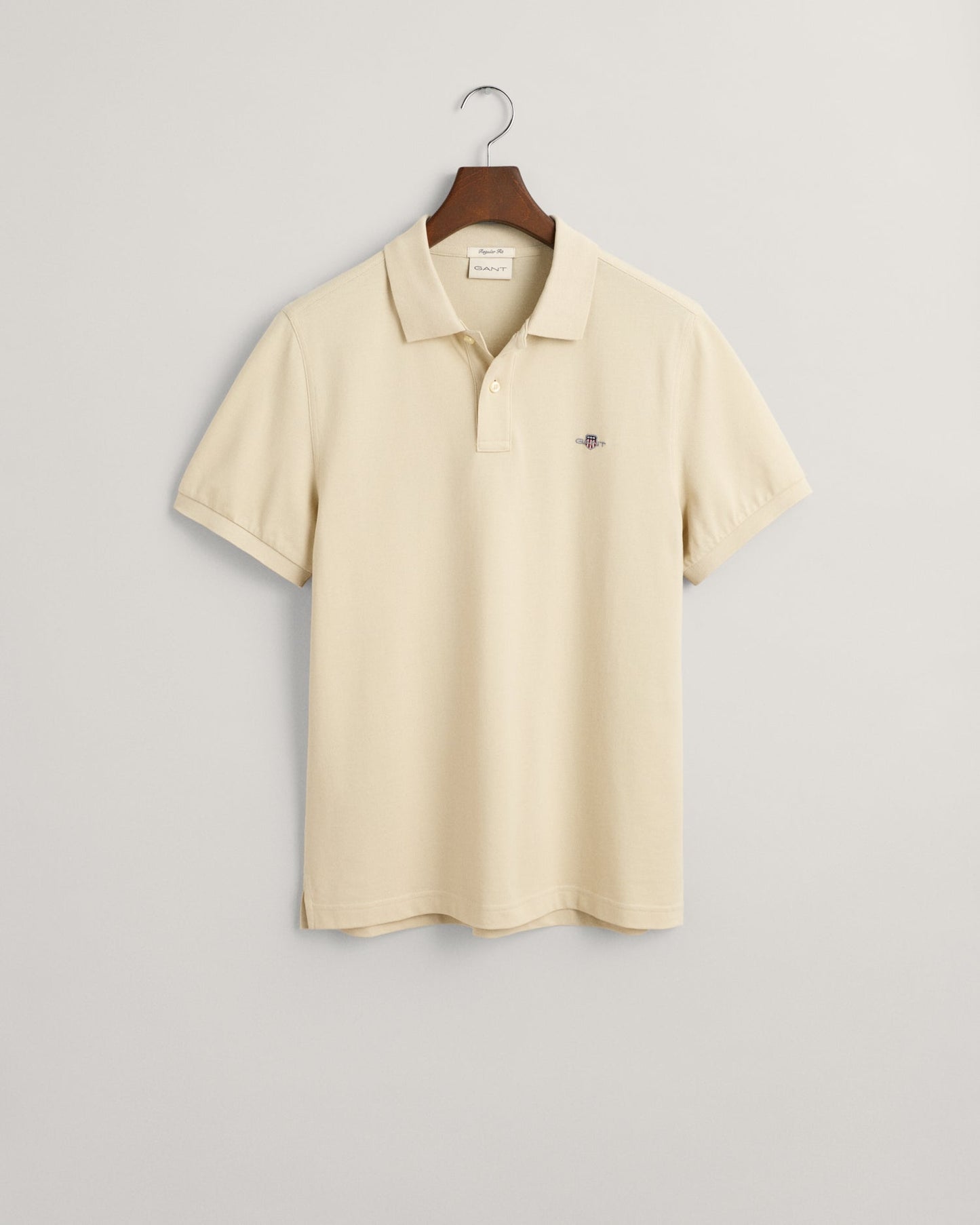 Men's Regular Fit Shield Piqué Polo Shirt - SILKY BEIGE