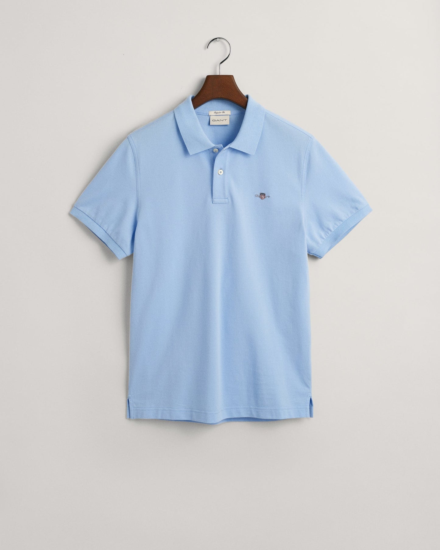 Men's Regular Fit Shield Piqué Polo Shirt - CAPRI BLUE