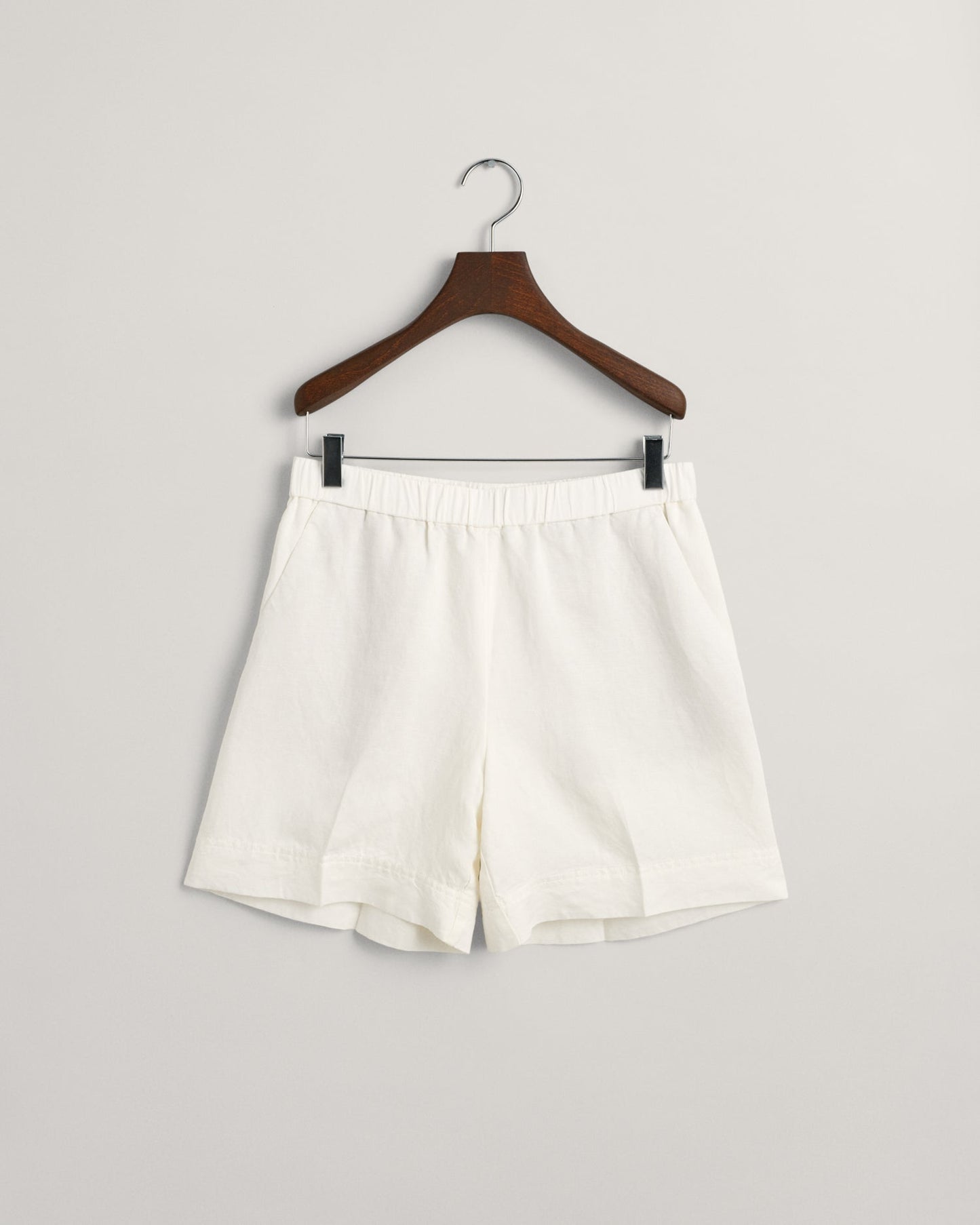 Women's Relaxed Fit Linen Blend Pull-On Shorts - EGGSHELL