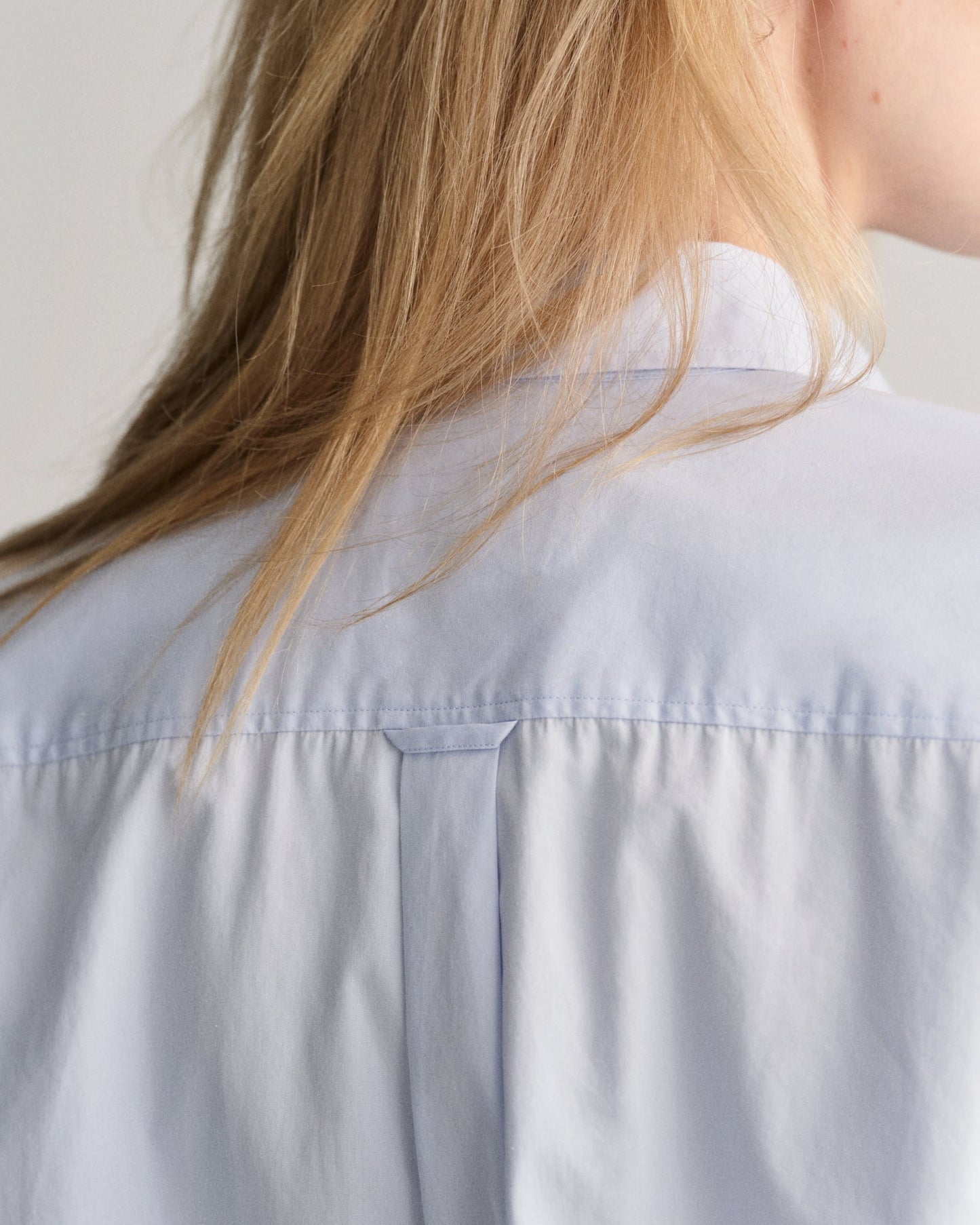 Women's Relaxed Fit Poplin Shirt - LIGHT BLUE