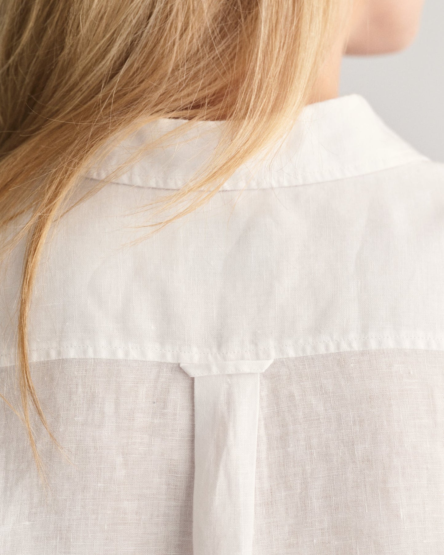 Women's Regular Fit Linen Chambray Shirt - WHITE