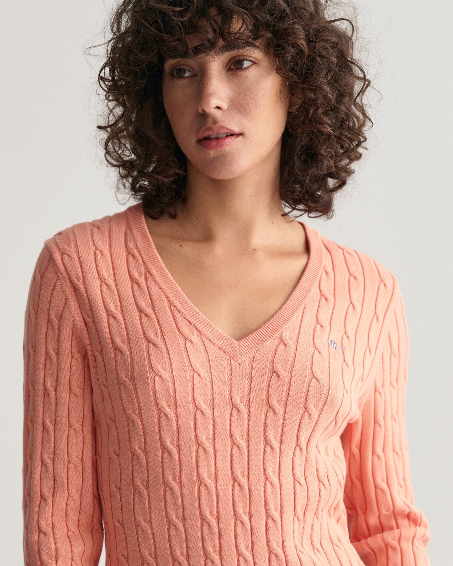 Women's Stretch Cotton Cable Knit V-Neck Sweater - PEACHY PINK