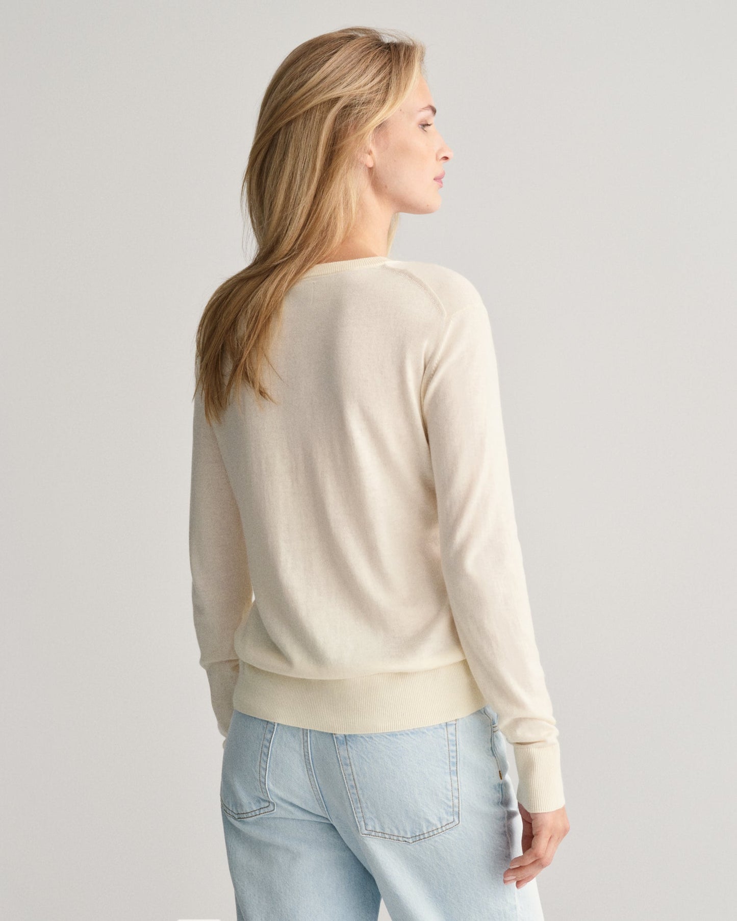 Women's Fine Knit Crew Neck Sweater - CREAM