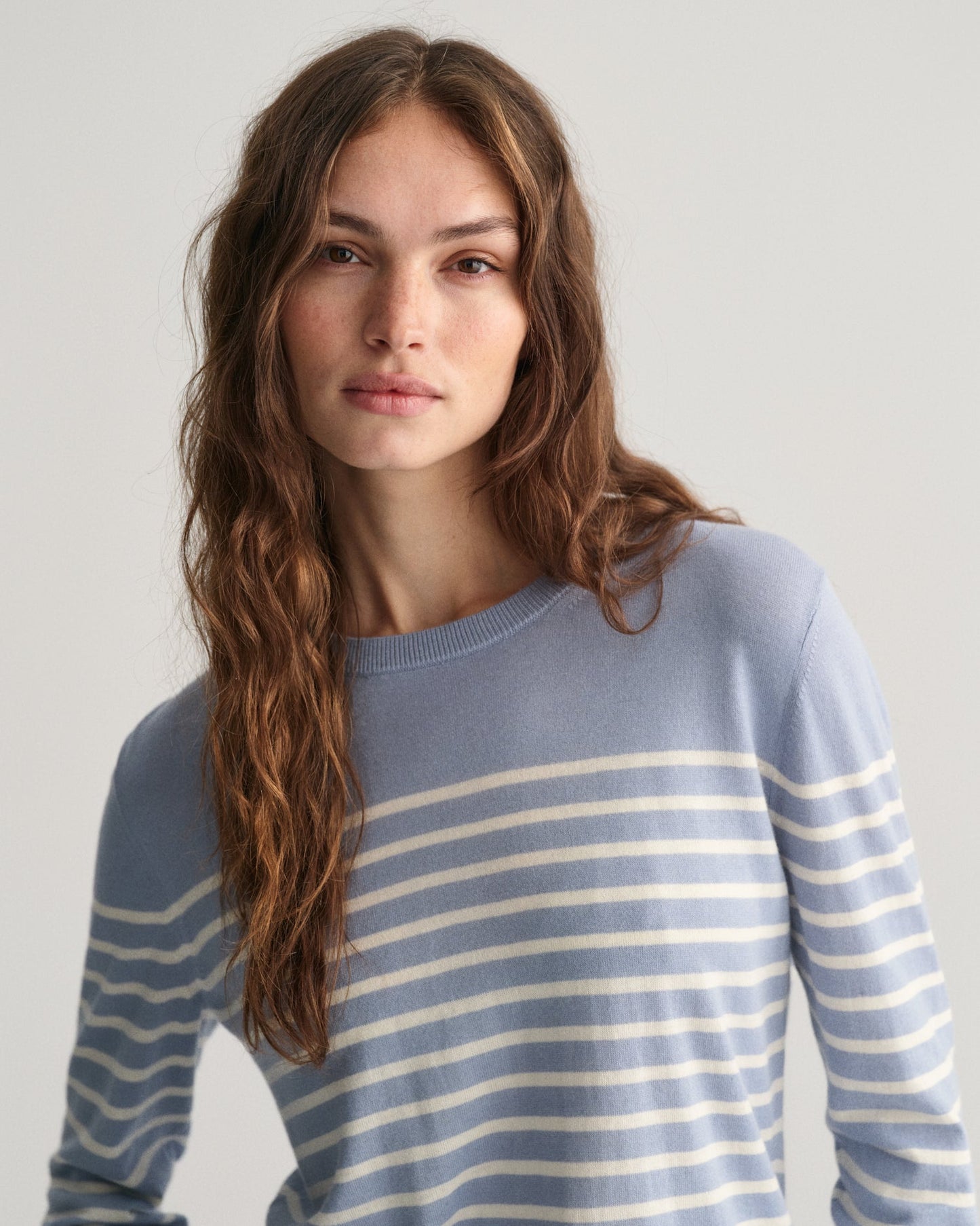 Women's Fine Knit Striped Crew Neck Sweater - DOVE BLUE