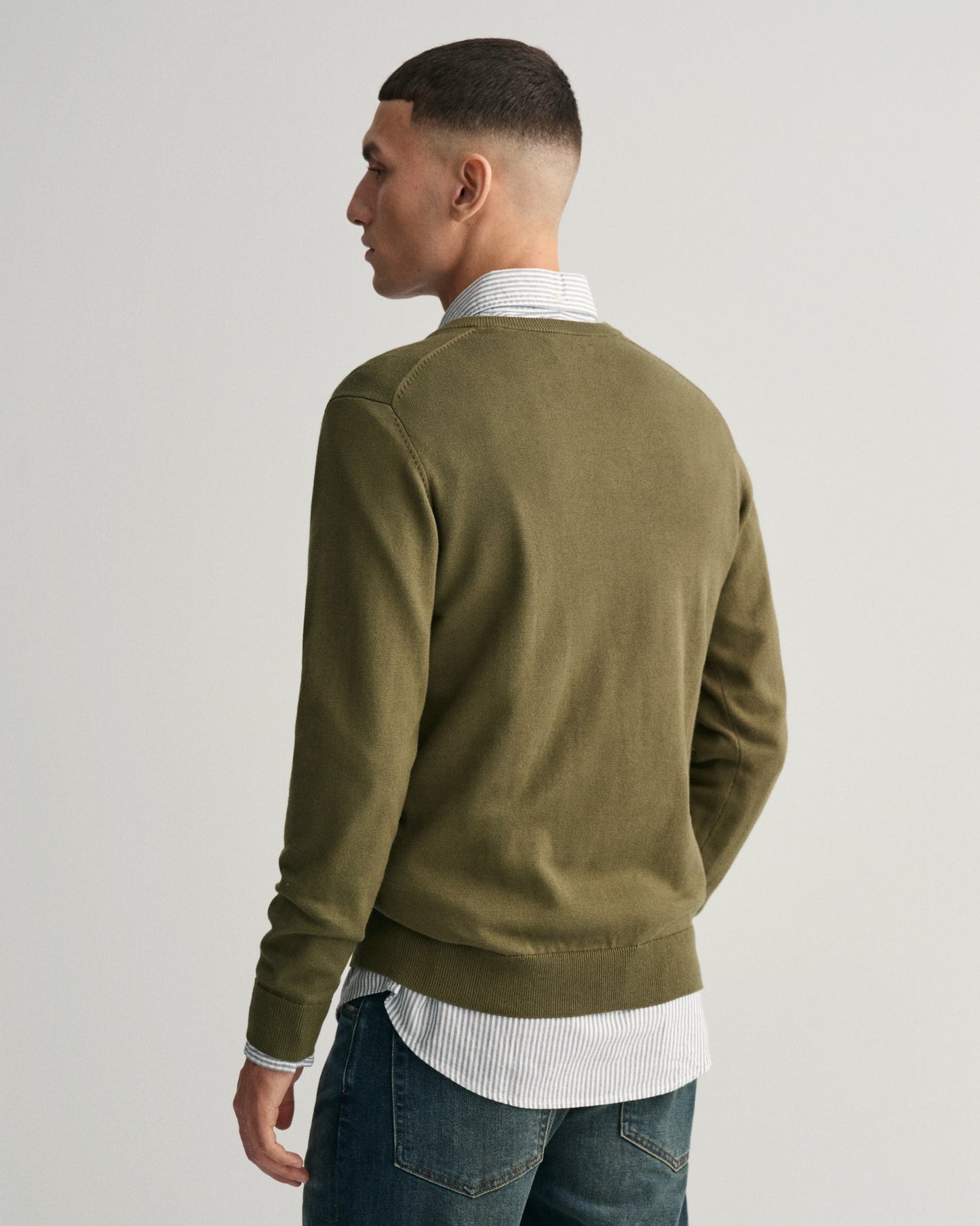 Men's Classic Cotton V-Neck Sweater - JUNIPER GREEN