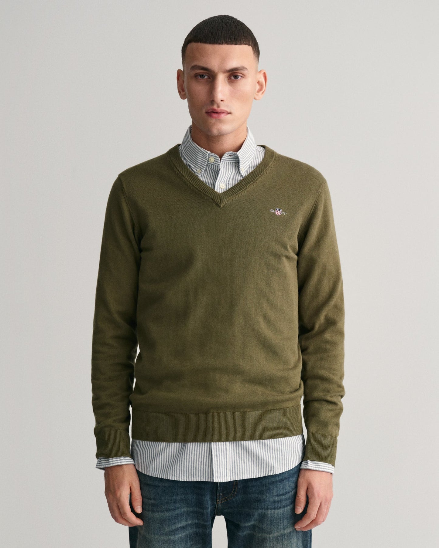 Men's Classic Cotton V-Neck Sweater - JUNIPER GREEN