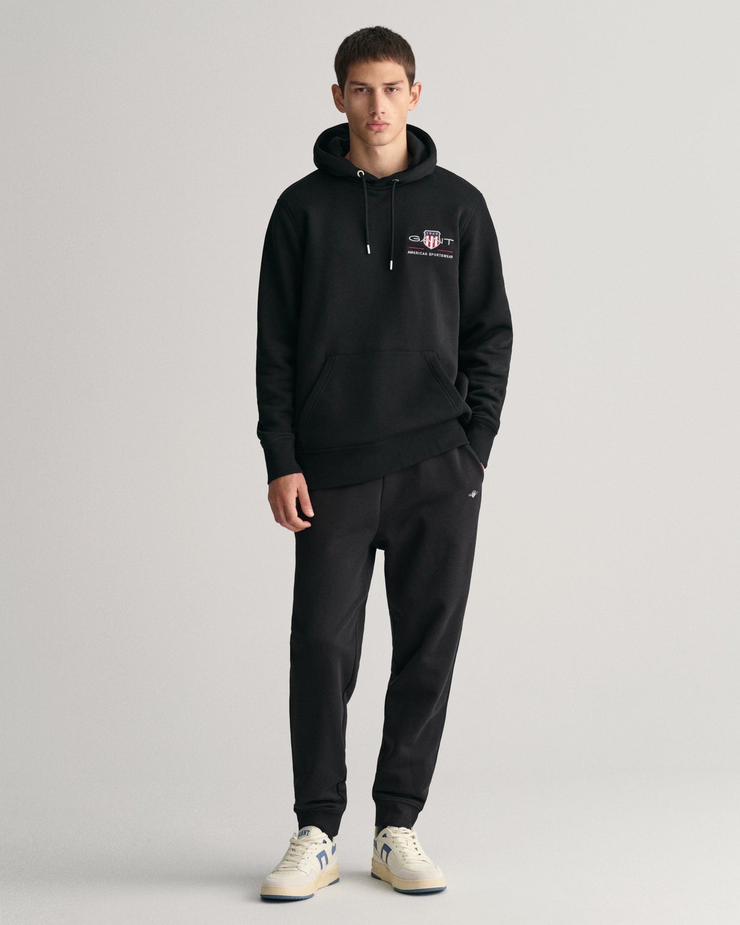 Men's Medium Archive Shield Hoodie - BLACK